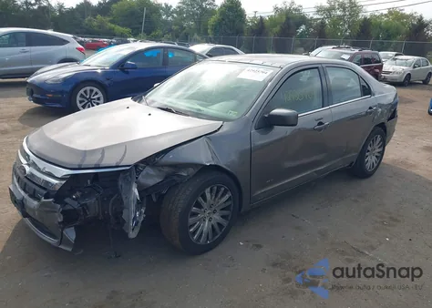 2010 Ford Fusion Hybrid from USA, damaged, VIN 3FADP0L32AR414794
